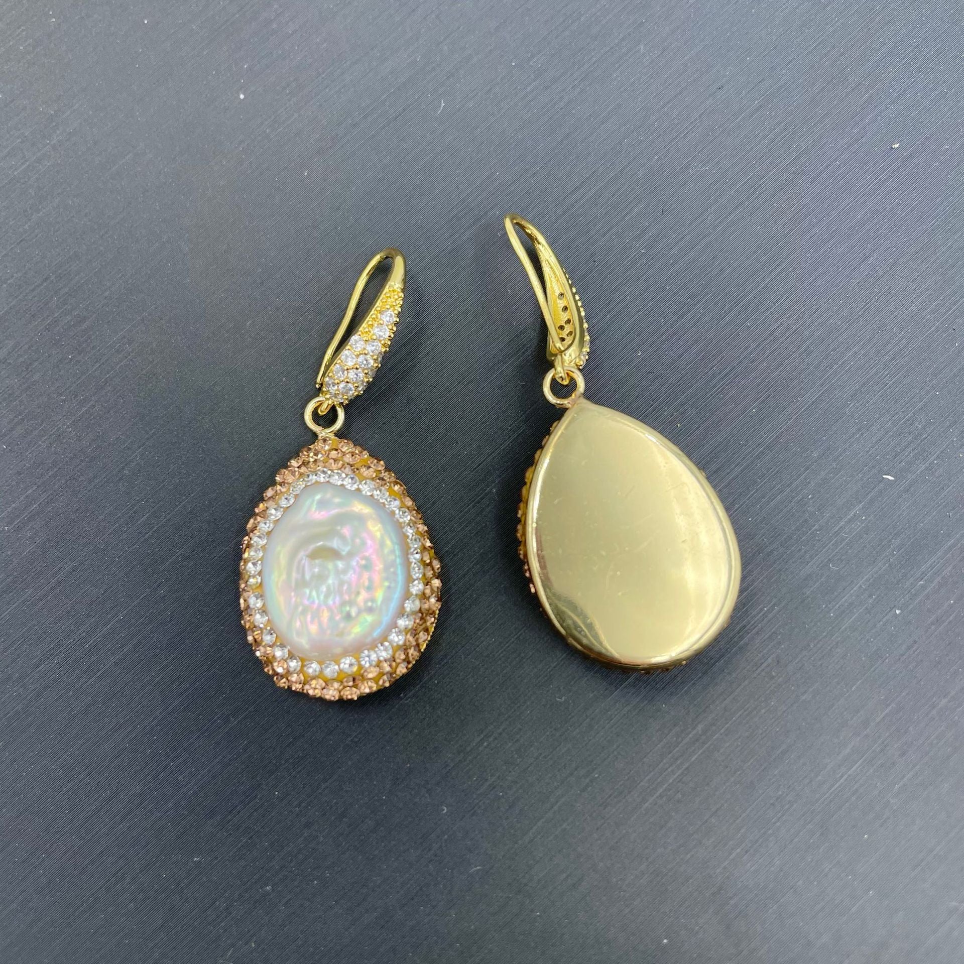 Baroque shaped pearl earrings, high-end personalized retro point diamond earrings, evening wear, light luxury banquet jewelry