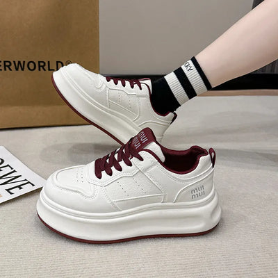 Versatile breathable anti slip board shoes for autumn and winter thick soled height increasing white shoes
