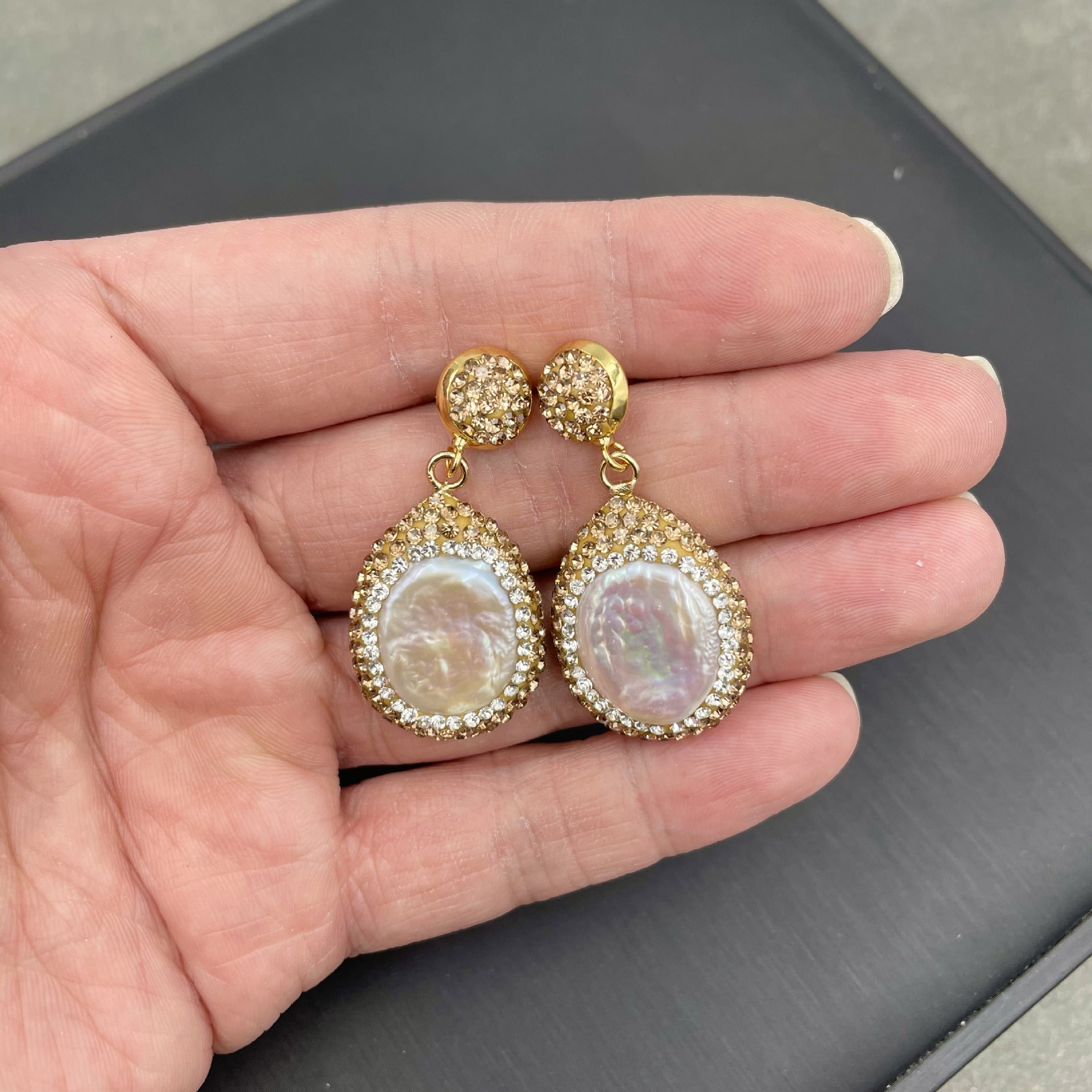 Baroque shaped pearl earrings, high-end personalized retro point diamond earrings, evening wear, light luxury banquet jewelry